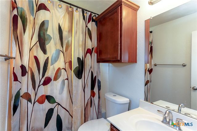 1012 Sugar Brook Drive, Temple, TX 76502