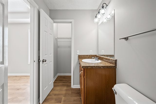 307 Lafayette Point Cir, Clarksville, TN 37042