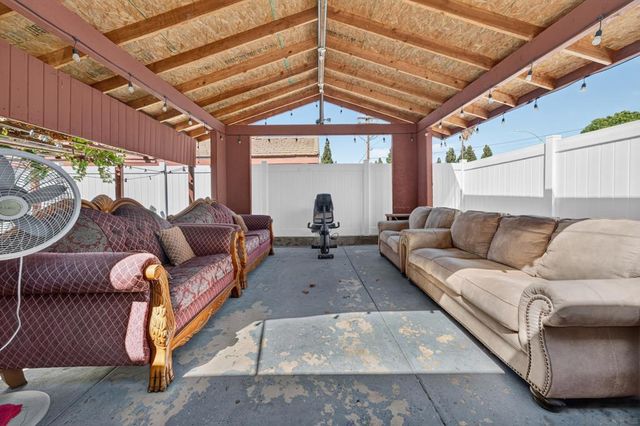 398 Minnesota Ave, El Cajon, CA 92020