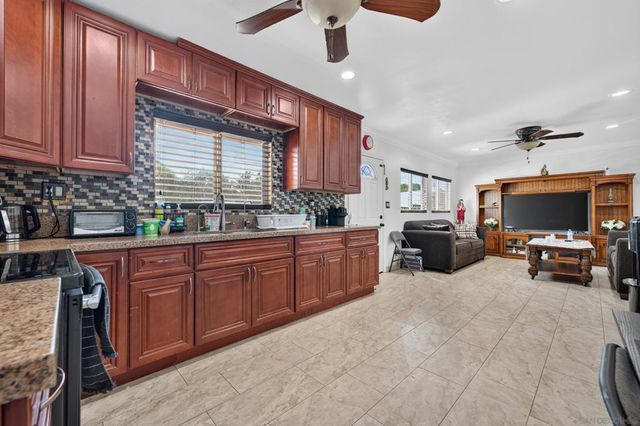 398 Minnesota Ave, El Cajon, CA 92020