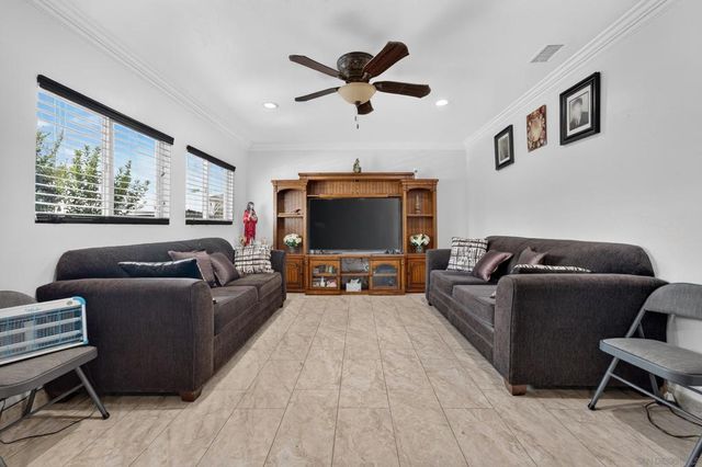398 Minnesota Ave, El Cajon, CA 92020
