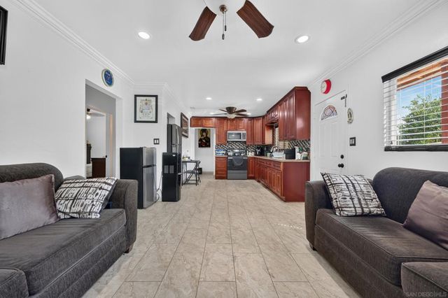 398 Minnesota Ave, El Cajon, CA 92020