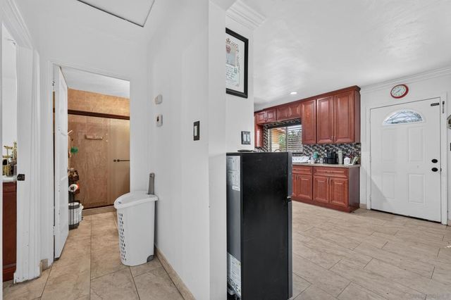 398 Minnesota Ave, El Cajon, CA 92020