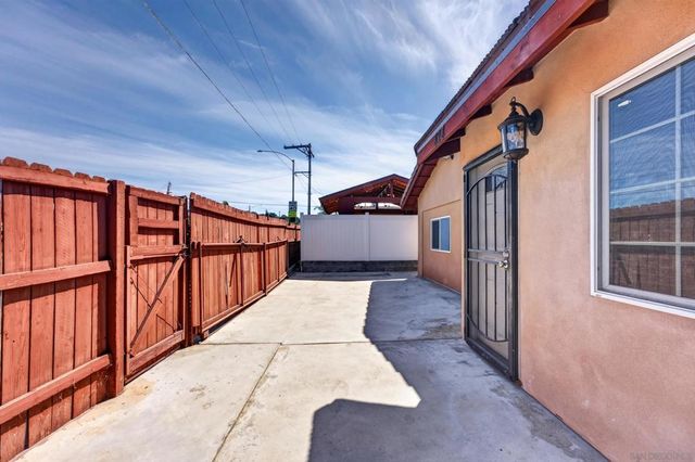 398 Minnesota Ave, El Cajon, CA 92020