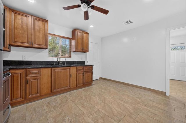 398 Minnesota Ave, El Cajon, CA 92020