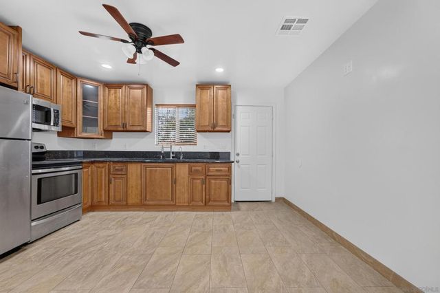 398 Minnesota Ave, El Cajon, CA 92020