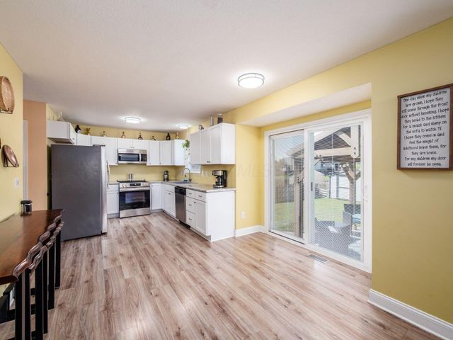 128 Granite Drive, Delaware, OH 43015