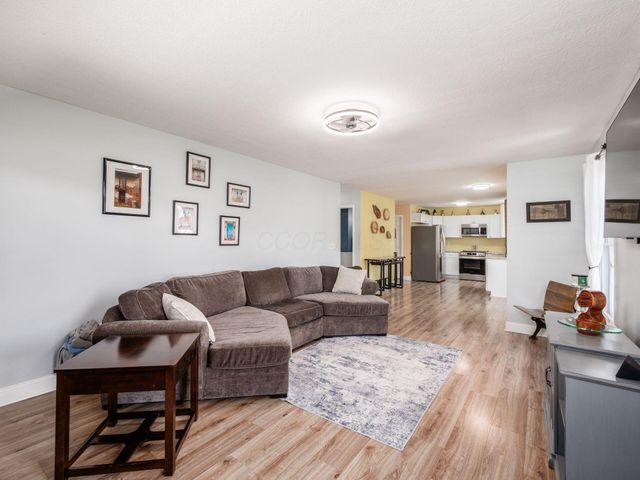128 Granite Drive, Delaware, OH 43015