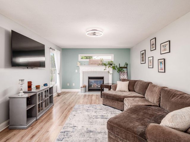 128 Granite Drive, Delaware, OH 43015