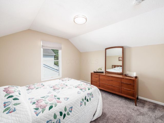 128 Granite Drive, Delaware, OH 43015