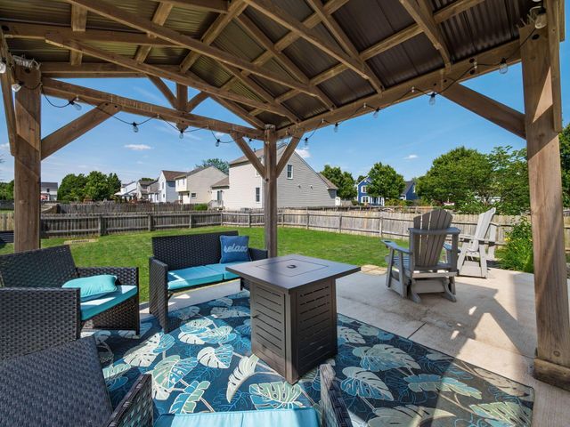 128 Granite Drive, Delaware, OH 43015