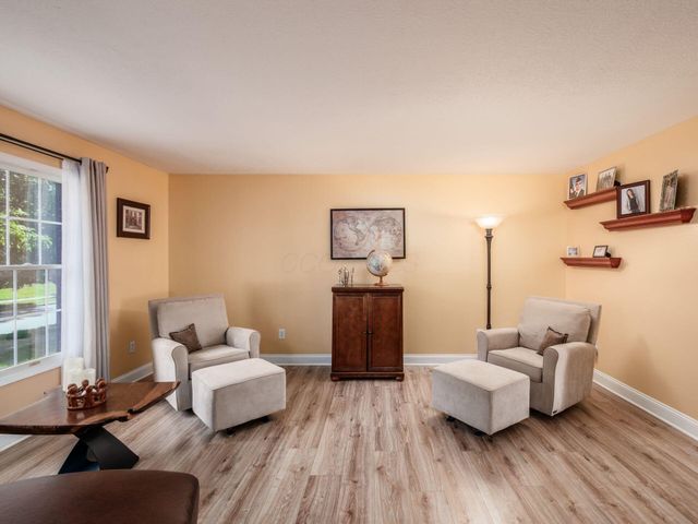 128 Granite Drive, Delaware, OH 43015
