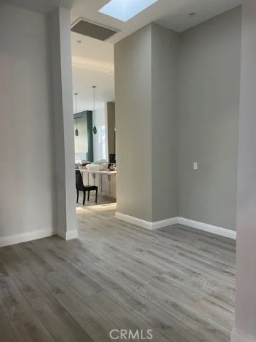 22520 Clarendon, Woodland Hills, CA 91367