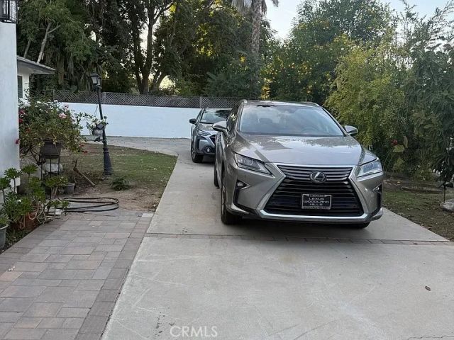 22520 Clarendon, Woodland Hills, CA 91367