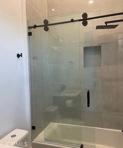 22520 Clarendon, Woodland Hills, CA 91367