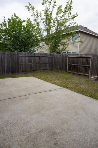 14310 Larkhall Lane, Houston, TX 77014