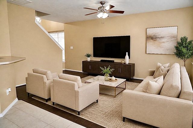 14310 Larkhall Lane, Houston, TX 77014
