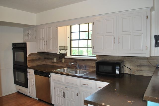 1416 Sandy Creek Drive, Denton, TX 76205