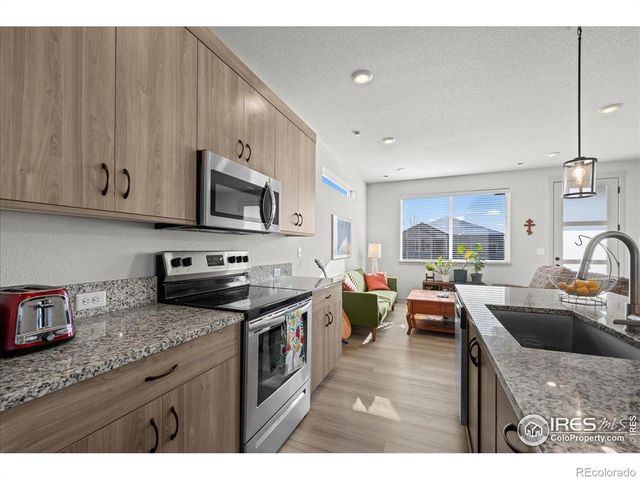 1088 Blue Bell Road, Berthoud, CO 80513