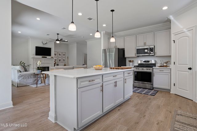 14267 Swan Ridge Circle, Gulfport, MS 39503