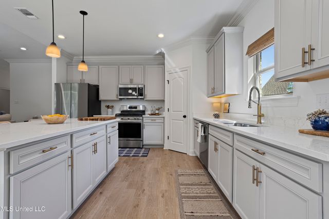 14267 Swan Ridge Circle, Gulfport, MS 39503