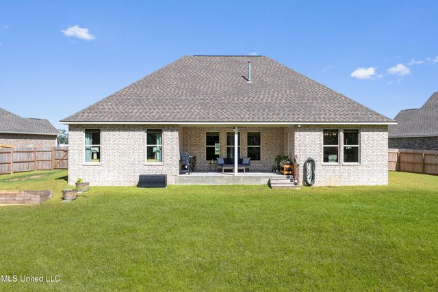 14267 Swan Ridge Circle, Gulfport, MS 39503