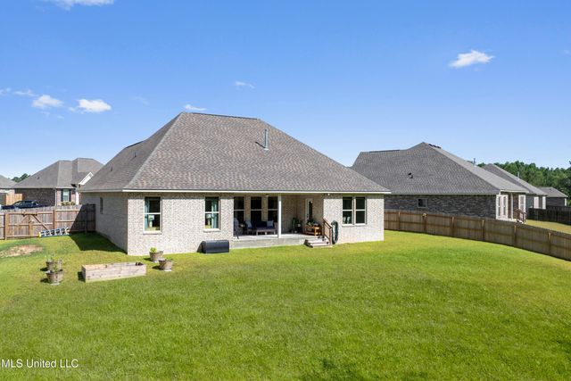 14267 Swan Ridge Circle, Gulfport, MS 39503