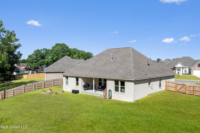 14267 Swan Ridge Circle, Gulfport, MS 39503