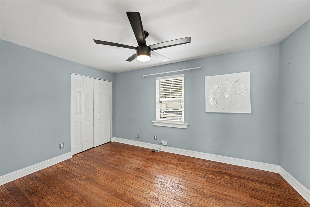 Image 18 of property listing at 204 W JEAN STREET, Tampa, FL 33604