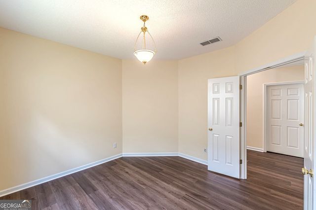 180 Innisbrook Way, Fayetteville, GA 30214