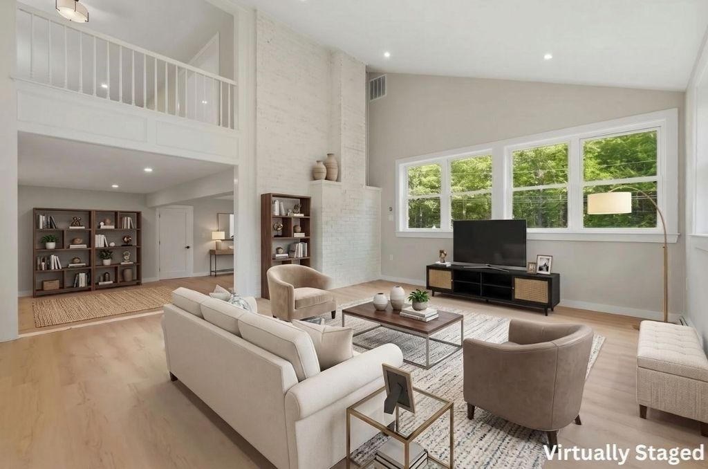 223 Clark Rd, Plymouth, MA 02360