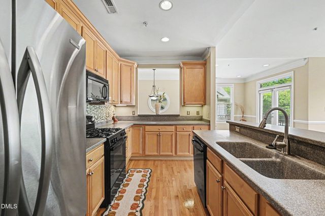 201 Presque Isle Lane, Chapel Hill, NC 27514