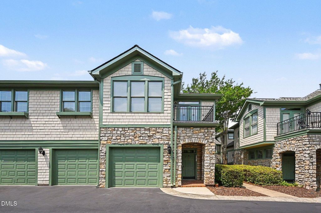 201 Presque Isle Lane, Chapel Hill, NC 27514