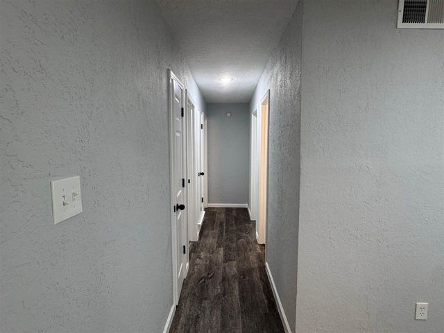 1630 NW 27th St, Lawton, OK 73505