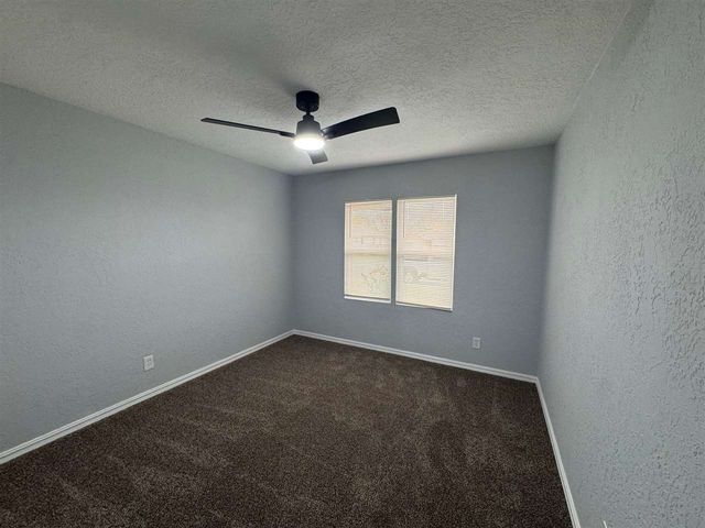 1630 NW 27th St, Lawton, OK 73505