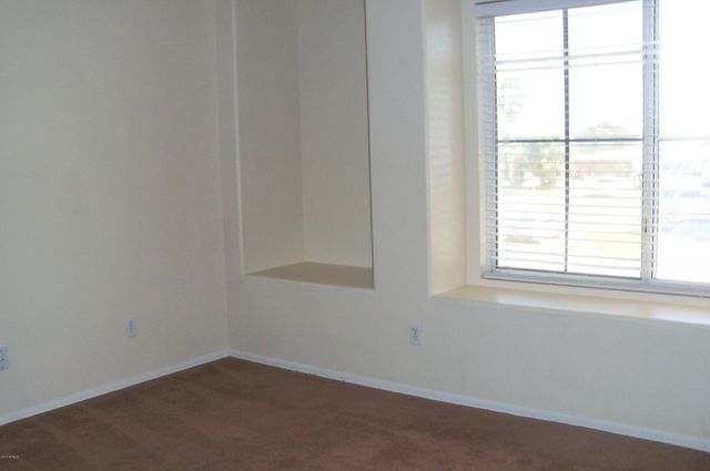 5456 W Kristal Way, Glendale, AZ 85308