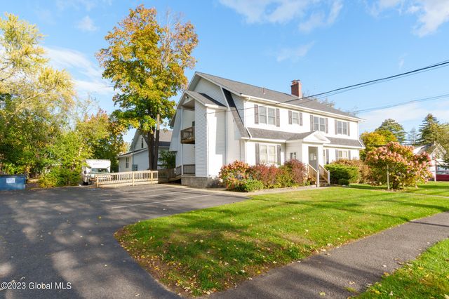 1 Burhans Place, Bethlehem, NY 12054