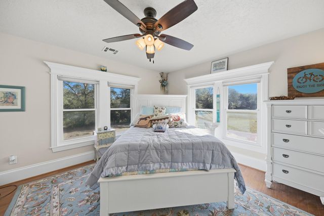 1804 Fm 109, New Ulm, TX 78950