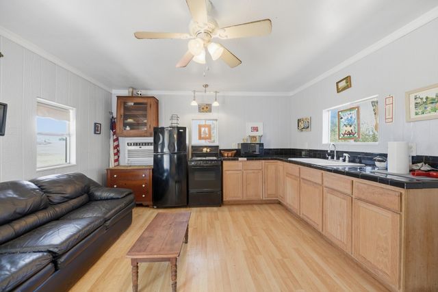 1804 Fm 109, New Ulm, TX 78950