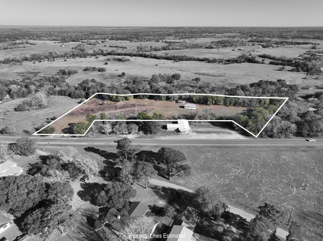 1804 Fm 109, New Ulm, TX 78950