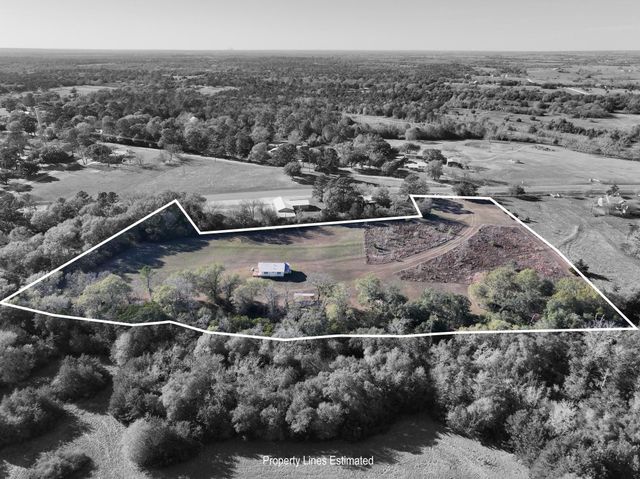 1804 Fm 109, New Ulm, TX 78950