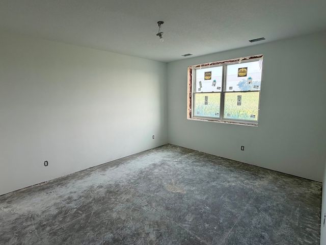 9 Viola Court, Leclaire, IA 52753