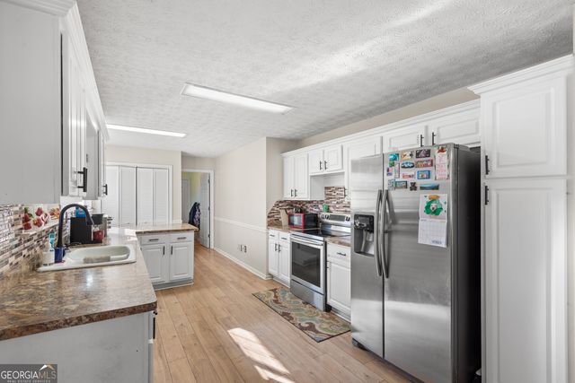 345 N Grove Court, Mcdonough, GA 30252