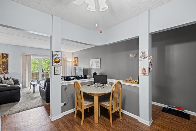 59 S Hale Street 103, Palatine, IL 60067