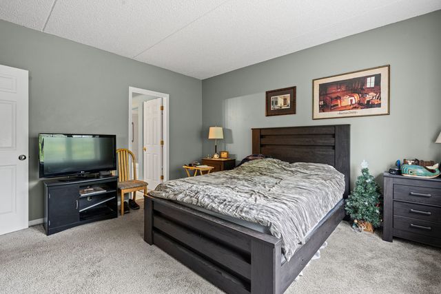 59 S Hale Street 103, Palatine, IL 60067