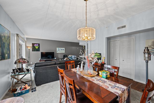 59 S Hale Street 103, Palatine, IL 60067