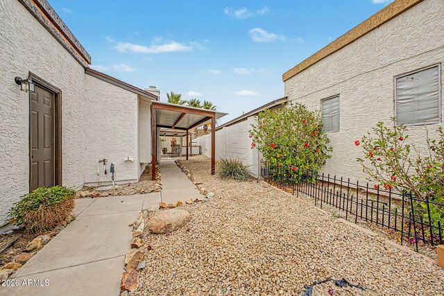 906 E ESCUDA Drive, Phoenix, AZ 85024