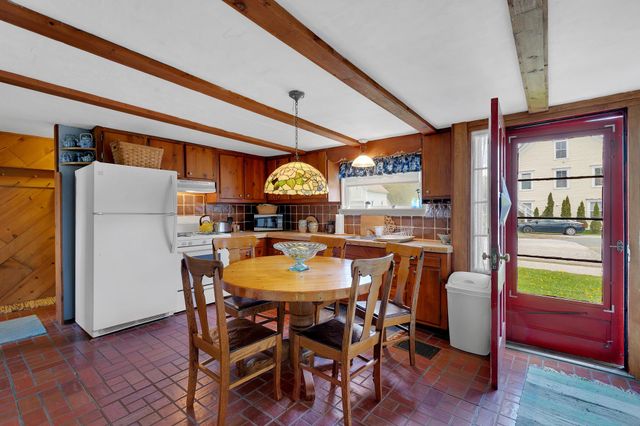 761 Main Street, Cavendish, VT 05142