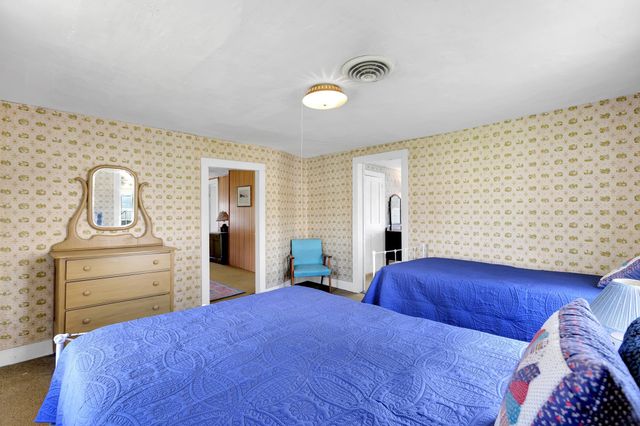 761 Main Street, Cavendish, VT 05142