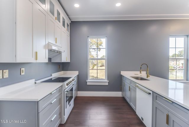 627 Magnolia Street, Gulfport, MS 39507